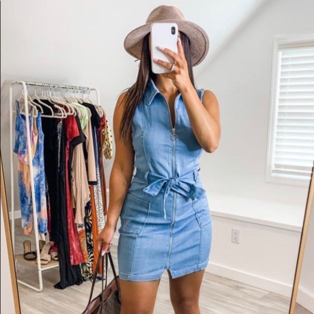 Denim Dress with zipper on front